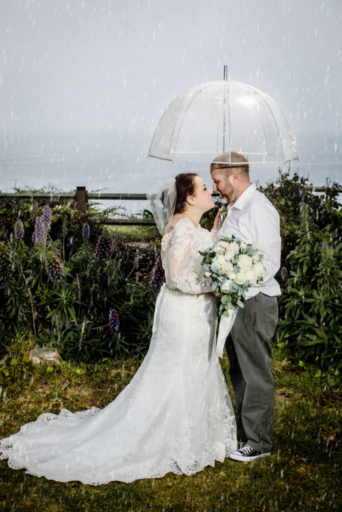 wedding day in the rain in pacific grove with weddings in monterey and heidi borgia photography